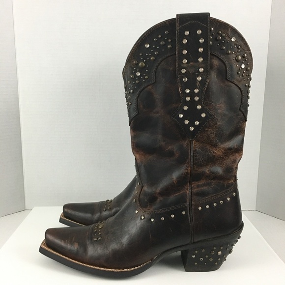 Ariat Women’s Distressed Brown Leather Studded Cowboy Boots Size 6.5 - Picture 2 of 9
